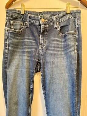 Calvin Klein Jeans Women's Medium Wash Blue Skinny Jeans